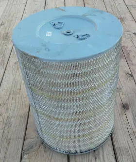 Pa2618 Baldwin Air Filter Never Installed Free U. S. Shipping