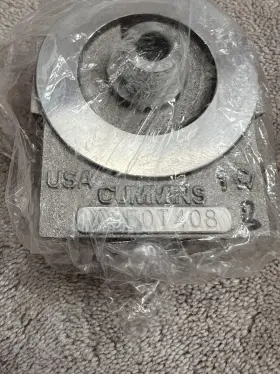 3284084 Cummins Fleetguard Fuel Filter Head New #2