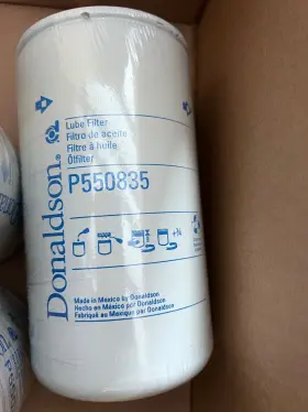 P550835 Donaldson Lube Filter Lot Of 8 New In Box