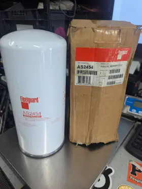 As2454 Fleetguard Air/oil Separator -