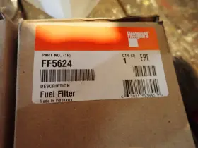 Fleetguard Ff-5624 Buy It Now Includes One N.o.s Fuel Filter Ff 5624 Brand New In Box