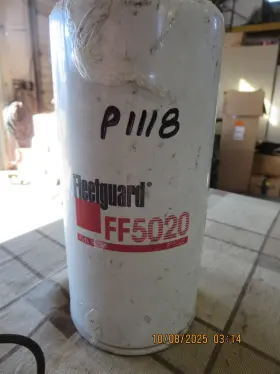 Ff5020 Fleetguard Fuel Filter Nos New Old Stock