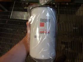 Ff53093 Fleetguard Genuine New Oem Fuel Filter