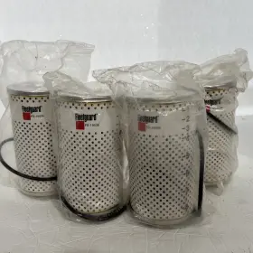 Fs-19536 Fleetguard 4 New Filters