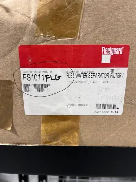 Fs1011flg Fleetguard Fs1011 Fuel Water Separator New In Package X6