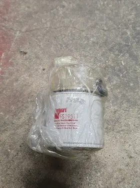 Fs19511 Fleetguard Fuel Water Separator .. My Id #d