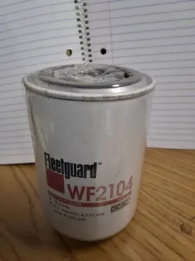 Fleetguard Wf2104 Water Spin-on Filter -