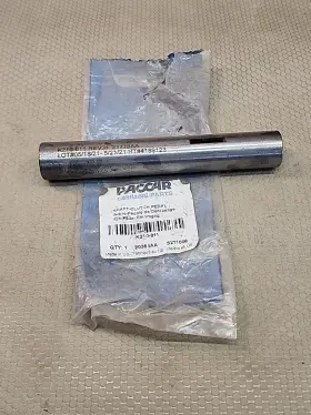 K210-811  Genuine Paccar Part Shaft-clutch-pedal