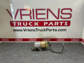 Kenworth K37 1002 1018 K37-1002-1018 Fuel Filter/ Head Assembly
