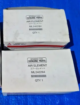 Ml242294 Mitsubishi Genuine Air Filter X 2