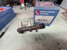 Mc36332 Raybestos Master Cylinder Ftftftftread The Listingftftft 9w Vw Squareback Fastback