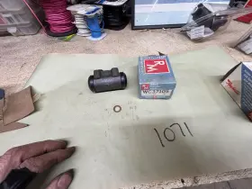 Wc37105 Raybestos Wheel Cylinder Ftftft Read The Listing- Inch 9w