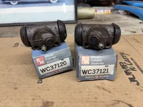 Wc37121 Raybestos Wc37120 Wheel Cylinder -9w Usa Made