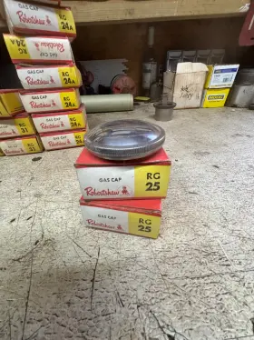 Rg25 Robert Shaw G25 Gas Cap 9w Lot Of 2