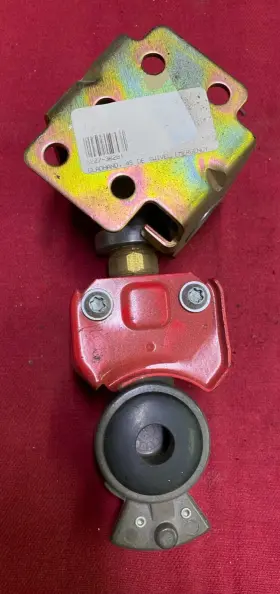 5227-36281 Tremec Sloan Tramec Gladhand Glad Hand Swivel Red New Old Stock