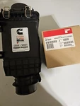 Cummins Fleetguard Oem Df 200 Series Housing With Filter And Air Flow Sensor. Fixed Price $180.00.
