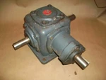 Perfection American Gear Box RH8101B 1:1 1.25" Shafts Dual Output 45HP Input. Fixed Price $200.00.