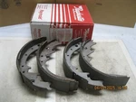 Drum Brake Shoe-raymold Raybestos 335RP (nos). Fixed Price $34.99.
